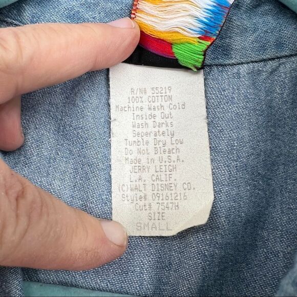 VTG Mickey Unlimited Jerry Leigh Blue Chambray Button Down Sleeveless Shirt - Picture 9 of 10